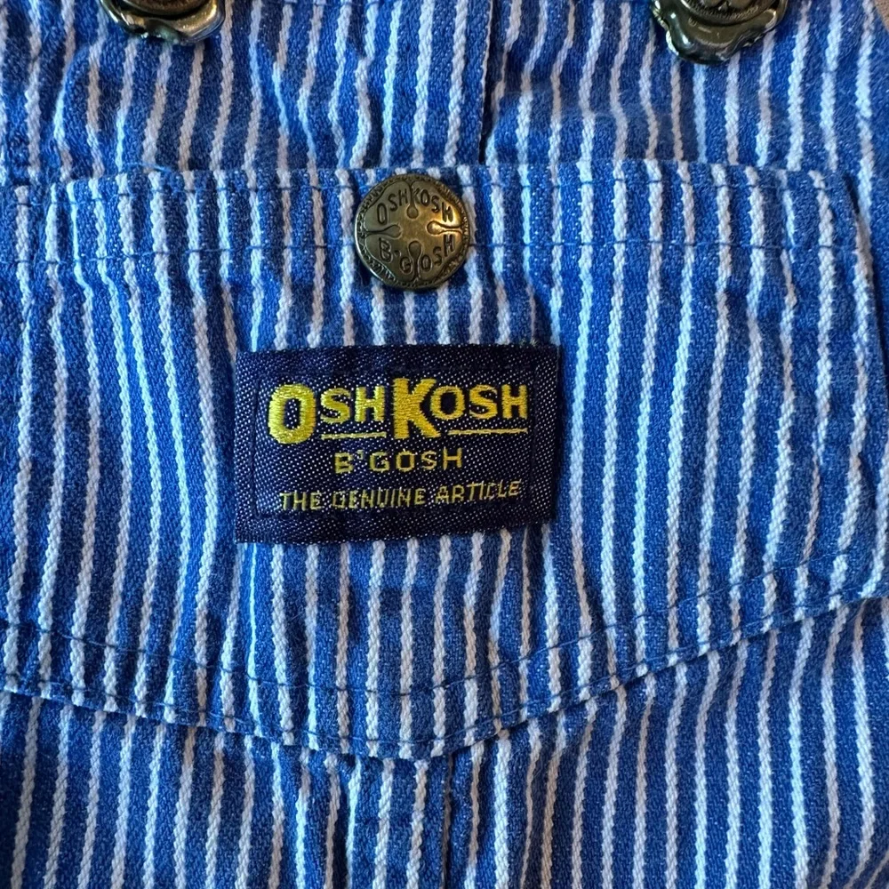 Vtg Oshkosh Bgosh Shortalls Unisex Children's Sz 2T Blue Engineer Stripe 90s - Picture 3 of 4